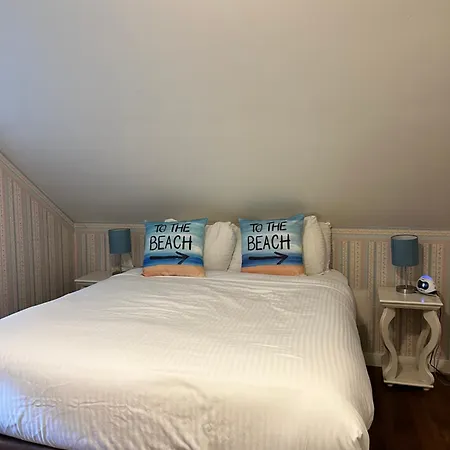 Sea Edge Motel Parksville Room photo