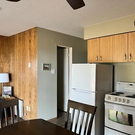 Sea Edge Motel Parksville Room photo